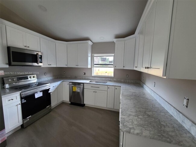 5235 Madison Rd in Delray Beach, FL - Building Photo - Building Photo