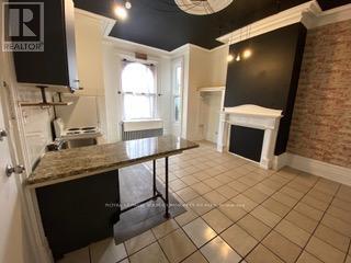 128-128 Seaton St