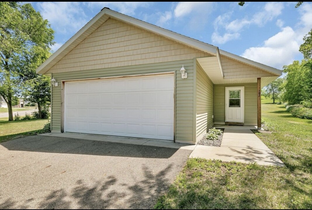 702 3rd Ave SE in Cold Spring, MN - Building Photo