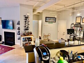 1201 N Garfield St, Unit 203 in Arlington, VA - Building Photo - Building Photo