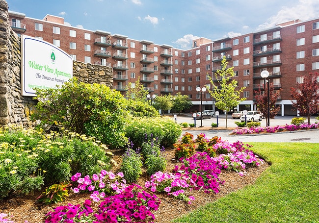 Water View Terrace in Framingham, MA - Foto de edificio - Building Photo