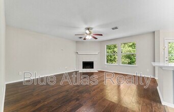 1817 Cedarbriar Dr in Mesquite, TX - Building Photo - Building Photo