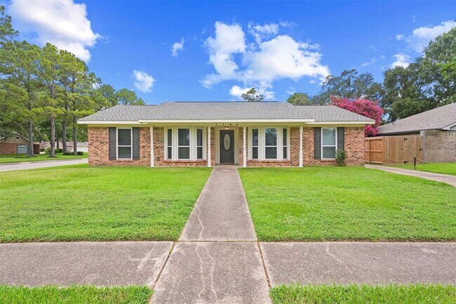 property at 7103 Foxway Ln