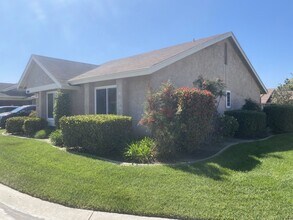 38102 Village 38 in Camarillo, CA - Building Photo - Building Photo