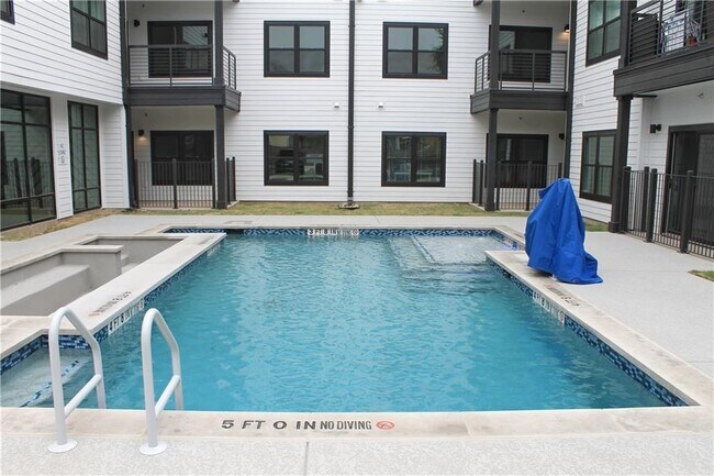 3101 Govalle Ave in Austin, TX - Building Photo - Building Photo