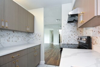 95 Audubon Rd, Unit 212 in Wakefield, MA - Building Photo - Building Photo