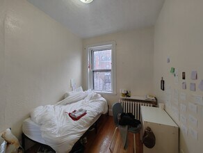 74 Revere St, Unit 2R in Boston, MA - Building Photo - Building Photo