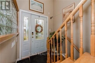 656 Abana Rd in Mississauga, ON - Building Photo - Building Photo