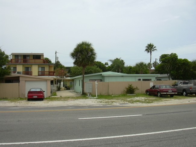 Cocoa Beach Apartments in Cocoa Beach, FL - Building Photo - Building Photo