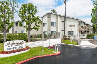 Arborgate Apartments in Fontana, CA - Building Photo - Building Photo