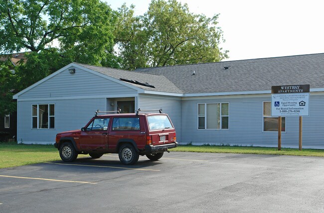 Westbay Apartments in Superior, WI - Foto de edificio - Building Photo