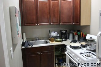 447 Park Dr in Boston, MA - Building Photo - Building Photo
