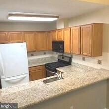 3402 S Carriage Ct in North Wales, PA - Building Photo - Building Photo