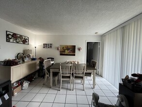 11790 SW 18th St, Unit 107-3 in Miami, FL - Building Photo - Building Photo