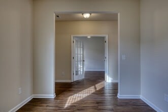 13918 Brooks Dr in Athens, AL - Building Photo - Building Photo