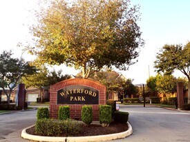 2302 Waterford Park St in Missouri City, TX - Building Photo