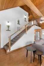 570 2nd St in Ruidoso, NM - Foto de edificio - Building Photo