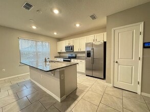 12028 Holystone St in Oakland, FL - Building Photo - Building Photo