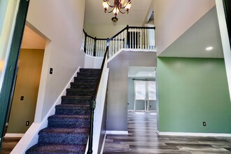 12115 Flagstone Dr in Fishers, IN - Building Photo - Building Photo