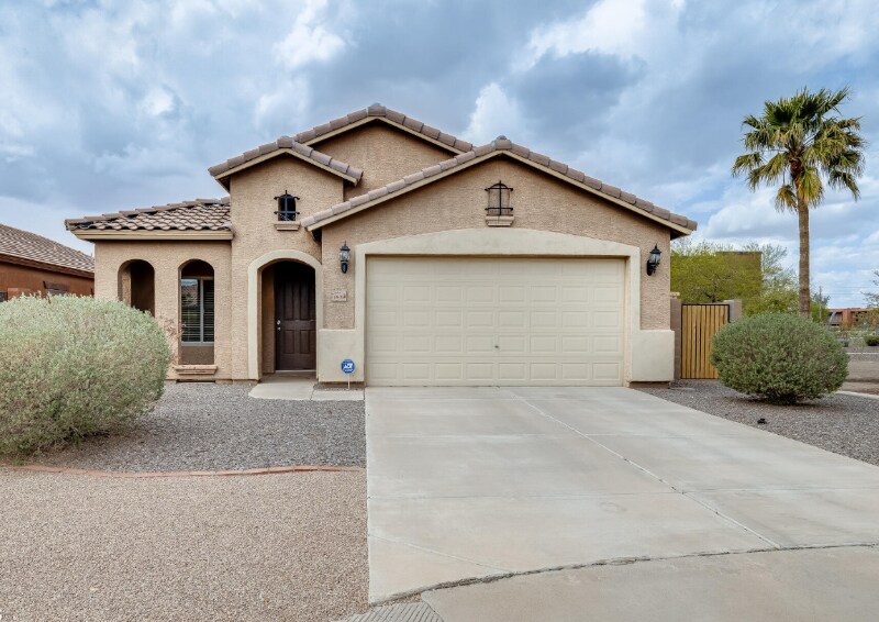 1979 N Vista Ln in Casa Grande, AZ - Building Photo