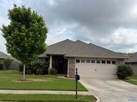 7529 Iredell Main Northwest in Madison, AL - Building Photo