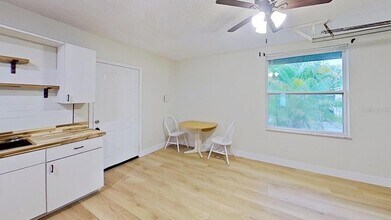 5000 3rd Ave N, Unit 2A in St. Petersburg, FL - Building Photo - Building Photo