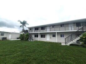 2719 Lincoln St in Hollywood, FL - Building Photo
