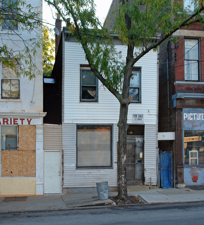 1614 Elm St in Cincinnati, OH - Foto de edificio - Building Photo