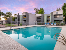 Tides on 27th Apartments