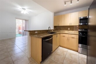 4926 Sailboat Dr in Fort Lauderdale, FL - Foto de edificio - Building Photo