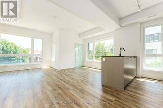 30 Ed Clark Gdns in Toronto, ON - Building Photo - Building Photo