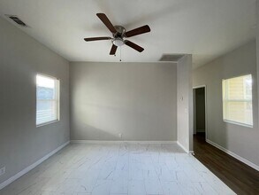 1112 E Bolton St in Savannah, GA - Building Photo - Building Photo