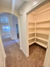 13122 Ridgeway Meadows Dr in Bakersfield, CA - Building Photo - Building Photo