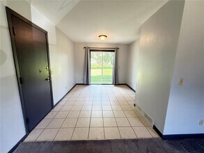 415 Belle Aire Dr in Champlin, MN - Building Photo - Building Photo
