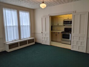 412 Main St, Unit 412 Main St. in Alexandria, PA - Foto de edificio - Building Photo