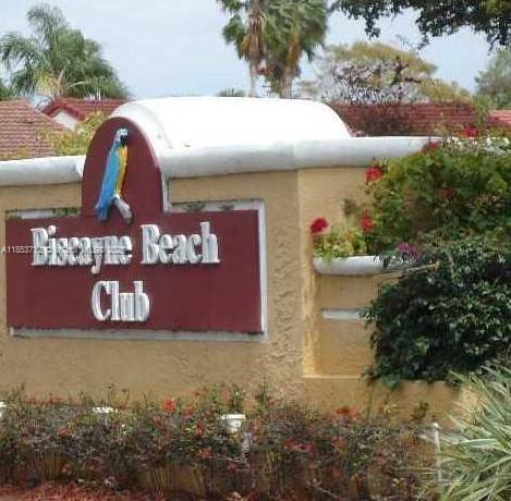 15661 SW 104th Terrace in Miami, FL - Building Photo