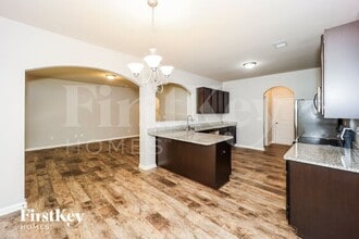 209 Southwind Cir in Newnan, GA - Building Photo - Building Photo
