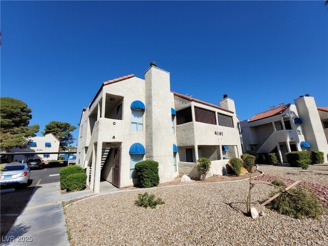 property at 4941 Newport Cove Dr