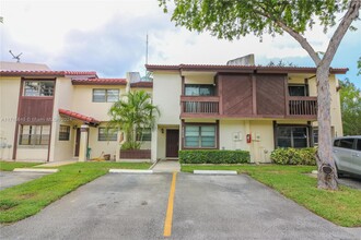 3808 SW 52nd Ave in Hollywood, FL - Building Photo - Building Photo