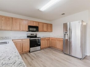 4901 Thorn Hollow Dr in Fort Worth, TX - Building Photo - Building Photo