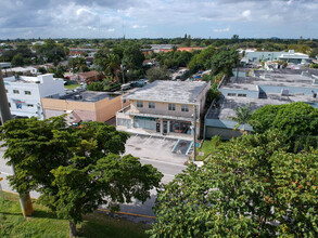 420-424 Dixie Hwy in Hollywood, FL - Building Photo - Building Photo