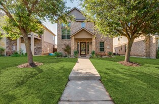 322 Tribute Dr in Lancaster, TX - Building Photo