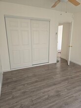 10210 S Main St, Unit 10210 S Main st in Los Angeles, CA - Building Photo - Building Photo