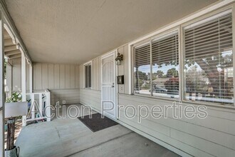 2343 Jackson St in Fremont, CA - Foto de edificio - Building Photo