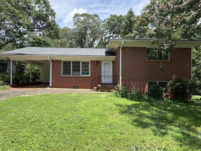 property at 103 Clarendon Dr