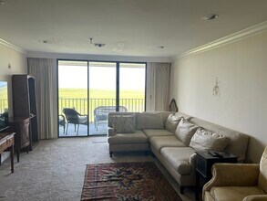 1 Marina Dr, Unit 310Ariverwatchcondo in St. Simons Island, GA - Building Photo - Building Photo