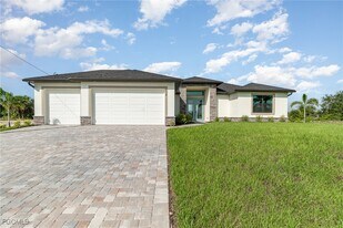 4124 NW 20th Terrace in Cape Coral, FL - Building Photo