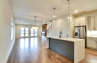 3325 Felicia St in Nashville, TN - Foto de edificio - Building Photo