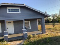 102 E Cornell St photo'