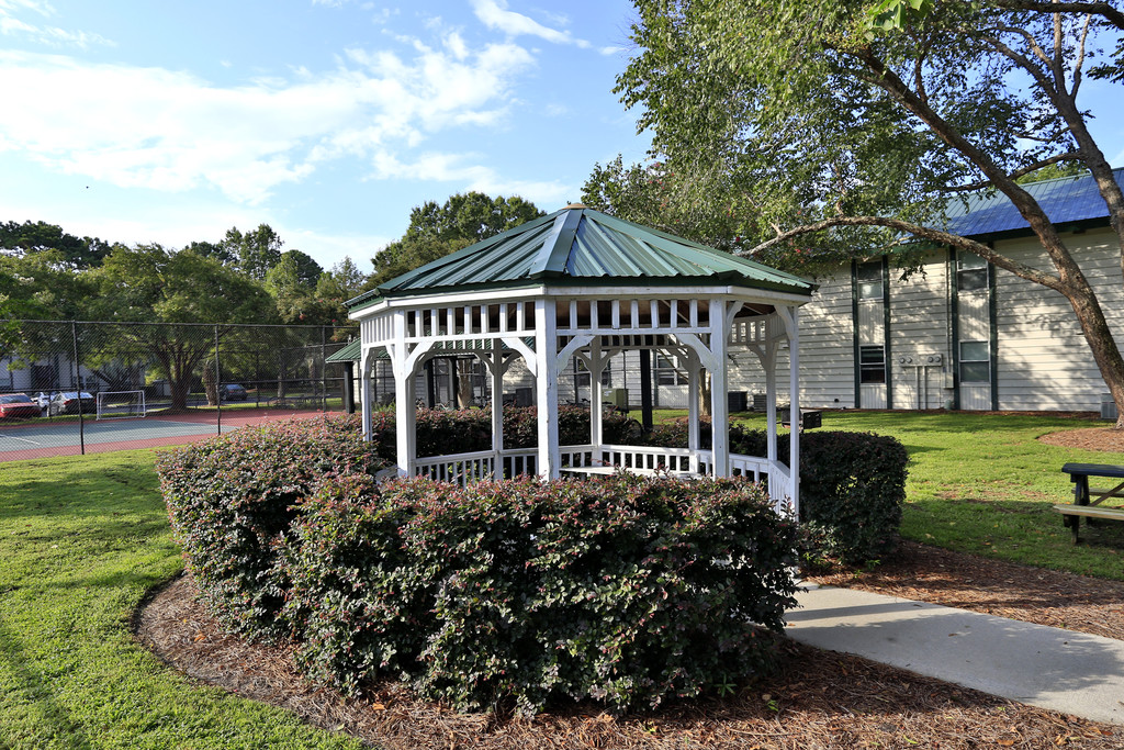 Parish Place Apartments in Mount Pleasant, SC